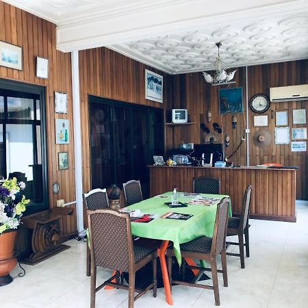 Hotel Loreto Cape Coast Exterior photo