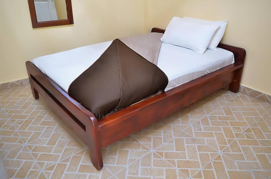 Hotel Loreto Cape Coast Exterior photo