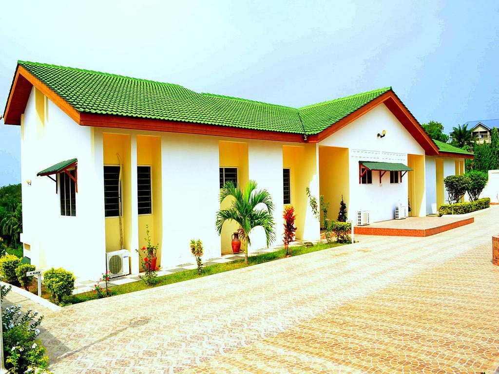Hotel Loreto Cape Coast Exterior photo